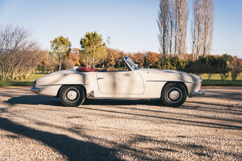 Mercedes 190SL restauree en Provence