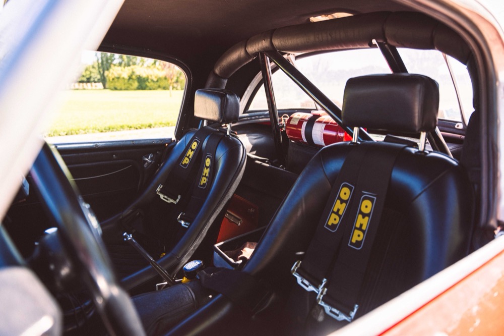 Interieur Austin Healey sellerie cuir et arceau